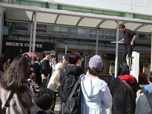 パフォーマンス：イメージ4